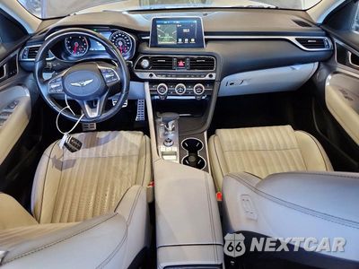 Zdjęcie 8 z 12 samochodu: 2019 GENESIS G70 VIN:KMTG74LE6KU031940 - miniatura