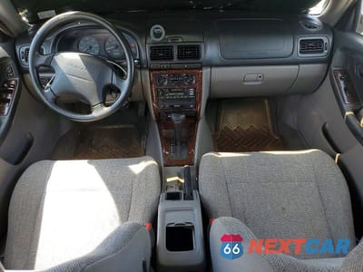 Zdjęcie 8 z 13 samochodu: 2002 SUBARU FORESTER L VIN:JF1SF63582H753920 - miniatura