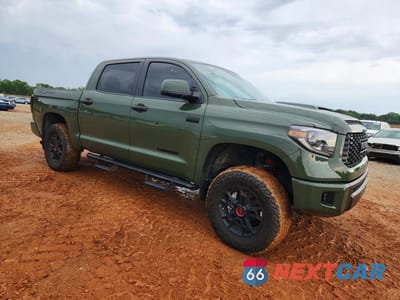 Czwarte zdjęcie samochodu z boku: 2020 TOYOTA TUNDRA TRD PRO VIN:5TFDY5F11LX927740 - miniatura