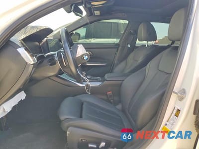 Zdjęcie 7 z 13 samochodu: 2019 BMW 330I VIN:WBA5R1C55KAK09348 - miniatura