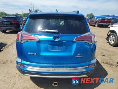 Zdjęcie 6 z 13 samochodu: 2016 TOYOTA RAV4 HV XLE VIN:JTMRJREVXGD057306 - miniatura