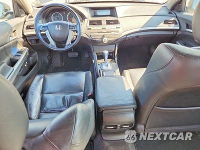 Zdjęcie 8 z 12 samochodu: 2010 HONDA ACCORD EXL VIN:1HGCP2F83AA026638 - miniatura