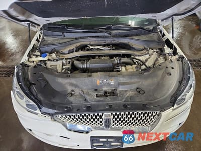 Zdjęcie 12 z 13 samochodu: 2022 LINCOLN AVIATOR RESERVE VIN:5LM5J7XC7NGL02792 - miniatura