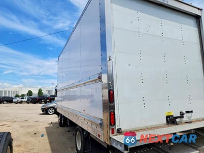 Trzecie zdjęcie samochodu z tyłu: 2024 ISUZU NPR HD BOX TRUCK VIN:JALC4W16XR7015678 - miniatura
