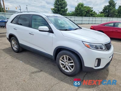Czwarte zdjęcie samochodu z boku: 2014 KIA SORENTO LX VIN:5XYKT3A65EG440253 - miniatura