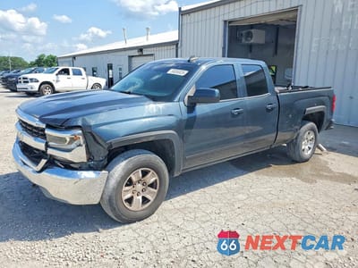 2018 CHEVROLET SILVERADO K1500 LT 1GCVKREC6JZ152739 - główne zdjęcie licytacji z USA - miniatura