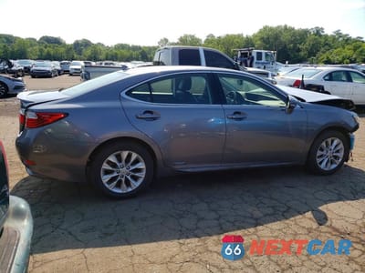 Trzecie zdjęcie samochodu z tyłu: 2013 LEXUS ES 300H VIN:JTHBW1GG8D2038858 - miniatura
