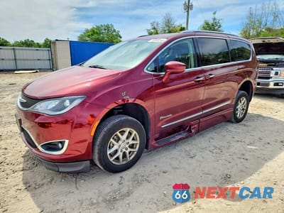 2020 CHRYSLER PACIFICA TOURING L 2C4RC1BGXLR182881 - główne zdjęcie licytacji z USA - miniatura