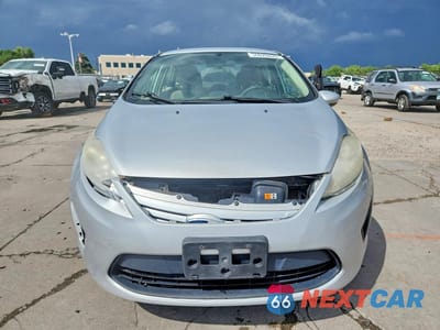 Piąte zdjęcie samochodu w środku: 2012 FORD FIESTA S VIN:3FADP4AJXCM111903 - miniatura