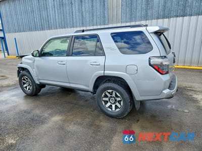 Drugie zdjęcie samochodu z przodu: 2024 TOYOTA 4RUNNER TRD OFF-ROAD VIN:JTEPU5JR4R6242955 - miniatura