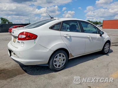 Trzecie zdjęcie samochodu z tyłu: 2013 FORD FIESTA SE VIN:3FADP4BJXDM107320 - miniatura
