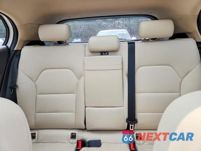 Zdjęcie 10 z 13 samochodu: 2019 MERCEDES-BENZ GLA 250 VIN:WDCTG4EB9KU000837 - miniatura