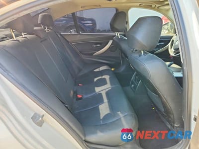Zdjęcie 10 z 12 samochodu: 2018 BMW 320 XI VIN:WBA8E5G58JNV01710 - miniatura