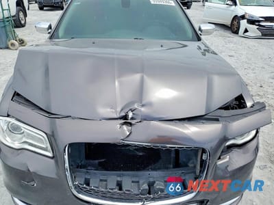 Zdjęcie 11 z 12 samochodu: 2015 CHRYSLER 300C VIN:2C3CCAEG0FH920672 - miniatura