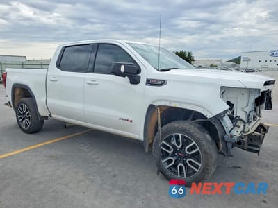 Czwarte zdjęcie samochodu z boku: 2024 GMC SIERRA K1500 AT4 VIN:1GTUUEEL9RZ400010 - miniatura