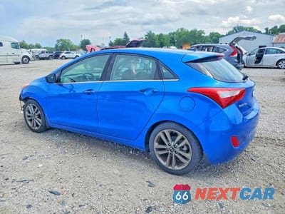 Drugie zdjęcie samochodu z przodu: 2017 HYUNDAI ELANTRA GT BASE VIN:KMHD35LH5HU355138 - miniatura