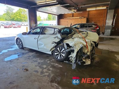 Drugie zdjęcie samochodu z przodu: 2021 NISSAN ALTIMA SL VIN:1N4BL4EV4MN420631 - miniatura