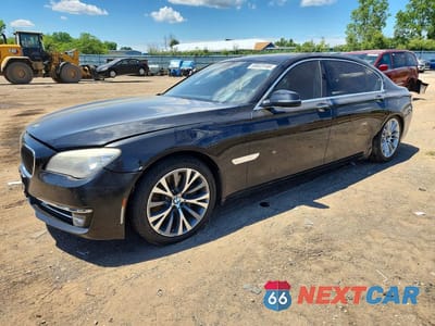 2013 BMW 750 LXI WBAYF8C52DD140067 - główne zdjęcie licytacji z USA - miniatura