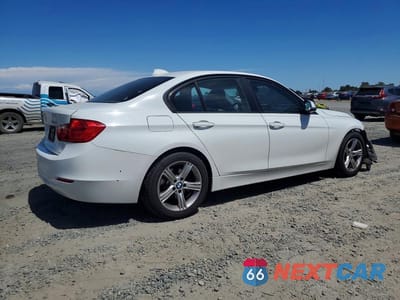Trzecie zdjęcie samochodu z tyłu: 2015 BMW 328 I VIN:WBA3A5C56FF610700 - miniatura