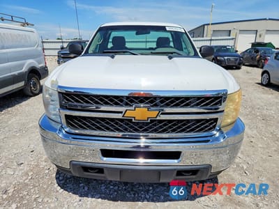 Piąte zdjęcie samochodu w środku: 2013 CHEVROLET SILVERADO C2500 HEAVY DUTY VIN:1GC0CVC87DF245449 - miniatura