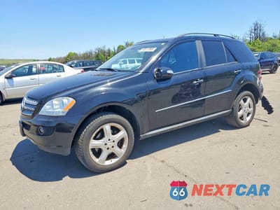 2008 MERCEDES-BENZ ML 350 4JGBB86E38A356397 - główne zdjęcie licytacji z USA - miniatura