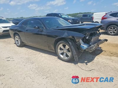 Czwarte zdjęcie samochodu z boku: 2020 DODGE CHALLENGER SXT VIN:2C3CDZAG9LH206388 - miniatura