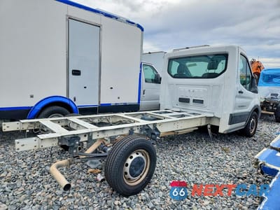 Trzecie zdjęcie samochodu z tyłu: 2022 FORD TRANSIT T-350 VIN:1FDBW5Z83NKA40075 - miniatura
