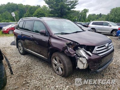 Czwarte zdjęcie samochodu z boku: 2013 TOYOTA HIGHLANDER LIMITED VIN:5TDDK3EH1DS262110 - miniatura