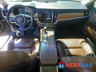 Zdjęcie 8 z 12 samochodu: 2018 VOLVO S90 T6 INSCRIPTION VIN:LVY992MLXJP031903 - miniatura