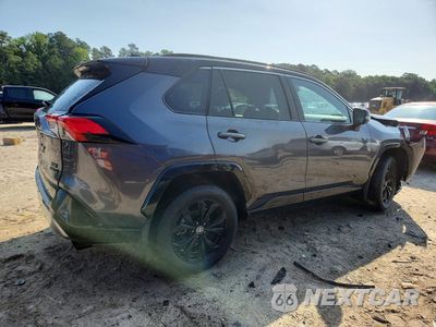 Trzecie zdjęcie samochodu z tyłu: 2022 TOYOTA RAV4 XSE VIN:4T3E6RFV0NU076820 - miniatura