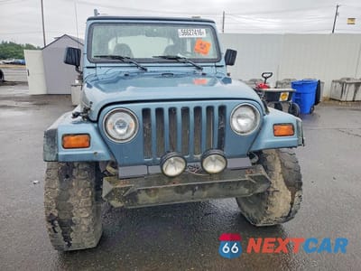 Piąte zdjęcie samochodu w środku: 1998 JEEP WRANGLER / TJ SPORT VIN:1J4FY19S2WP739281 - miniatura