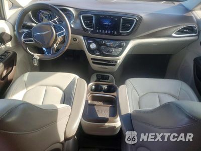 Zdjęcie 8 z 13 samochodu: 2017 CHRYSLER PACIFICA TOURING L VIN:2C4RC1BG7HR704700 - miniatura