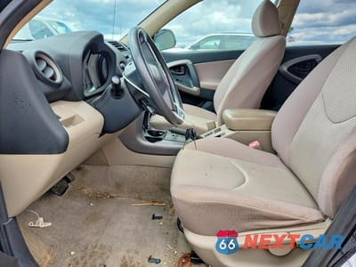 Zdjęcie 7 z 13 samochodu: 2006 TOYOTA RAV4 BASE VIN:JTMBK33V565009817 - miniatura