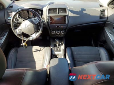 Zdjęcie 8 z 13 samochodu: 2018 MITSUBISHI OUTLANDER SPORT ES VIN:JA4AP3AW3JZ036132 - miniatura