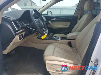 Zdjęcie 7 z 13 samochodu: 2019 AUDI Q5 PREMIUM VIN:WA1ANAFY7K2122963 - miniatura