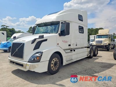 Drugie zdjęcie samochodu z przodu: 2017 VOLVO VNL SEMI TRUCK VIN:4V4NC9EH0HN954895 - miniatura