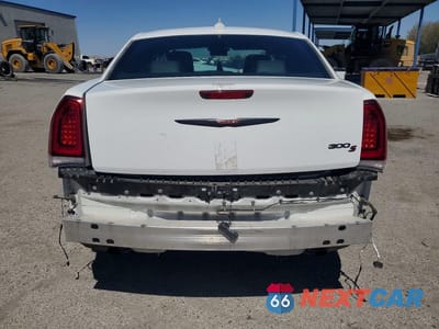 Zdjęcie 6 z 13 samochodu: 2023 CHRYSLER 300 S VIN:2C3CCABG9PH628279 - miniatura