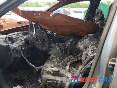 Zdjęcie 7 z 13 samochodu: 2023 GMC ACADIA SLT VIN:1GKKNUL43PZ203359 - miniatura