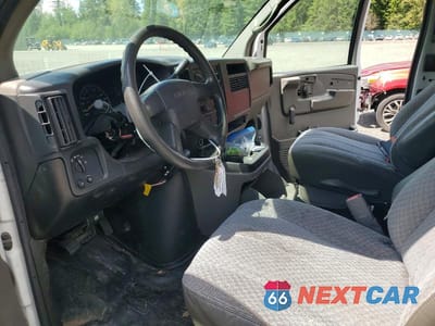 Zdjęcie 7 z 13 samochodu: 2006 GMC SAVANA G2500 DELIVERY VAN VIN:1GTGG29V961211754 - miniatura