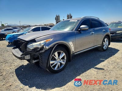 2014 INFINITI QX70 BASE JN8CS1MU5EM451374 - główne zdjęcie licytacji z USA - miniatura