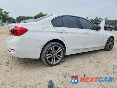 Trzecie zdjęcie samochodu z tyłu: 2017 BMW 330 XI VIN:WBA8D9G55HNT90814 - miniatura