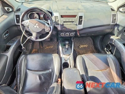 Zdjęcie 8 z 13 samochodu: 2008 MITSUBISHI OUTLANDER XLS VIN:JA4MT41X38Z009174 - miniatura