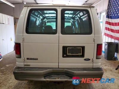Zdjęcie 6 z 13 samochodu: 2006 FORD ECONOLINE CARGO VIN:1FTNE24W96DA36384 - miniatura