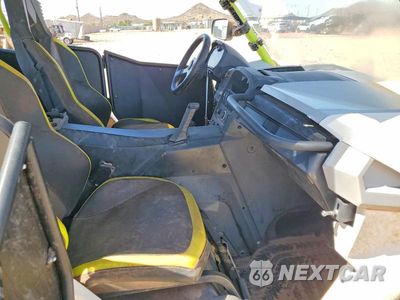 Piąte zdjęcie samochodu w środku: 2015 CAN-AM MAVERICK UTILITY VEHICLE VIN:3JBPEAR24FJ000118 - miniatura