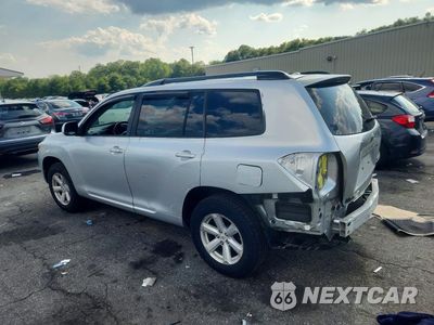 Drugie zdjęcie samochodu z przodu: 2010 TOYOTA HIGHLANDER BASE VIN:5TDBK3EH9AS031216 - miniatura