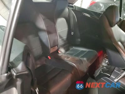 Zdjęcie 10 z 12 samochodu: 2012 MERCEDES-BENZ E 350 VIN:WDDKK5KF2CF139734 - miniatura