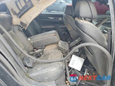 Zdjęcie 10 z 12 samochodu: 2012 BMW 750 LXI VIN:WBAKC8C56CC434817 - miniatura