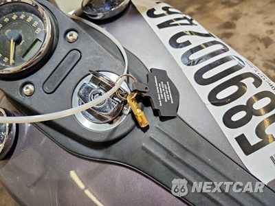 Zdjęcie 8 z 9 samochodu: 2014 HARLEY-DAVIDSON FXDB DYNA STREET BOB VIN:1HD1GXM17EC316074 - miniatura