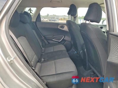 Zdjęcie 11 z 14 samochodu: 2022 KIA SOUL LX VIN:KNDJ23AU8N7808029 - miniatura