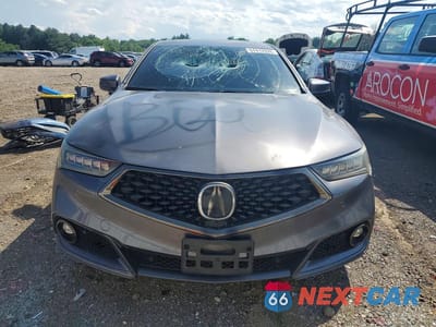 Piąte zdjęcie samochodu w środku: 2019 ACURA TLX TECHNOLOGY VIN:19UUB2F62KA005038 - miniatura